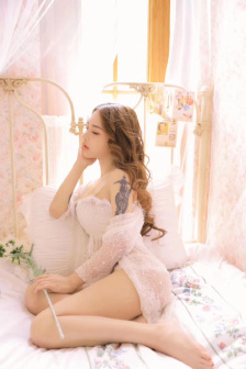 少妇春潮呻吟XXX